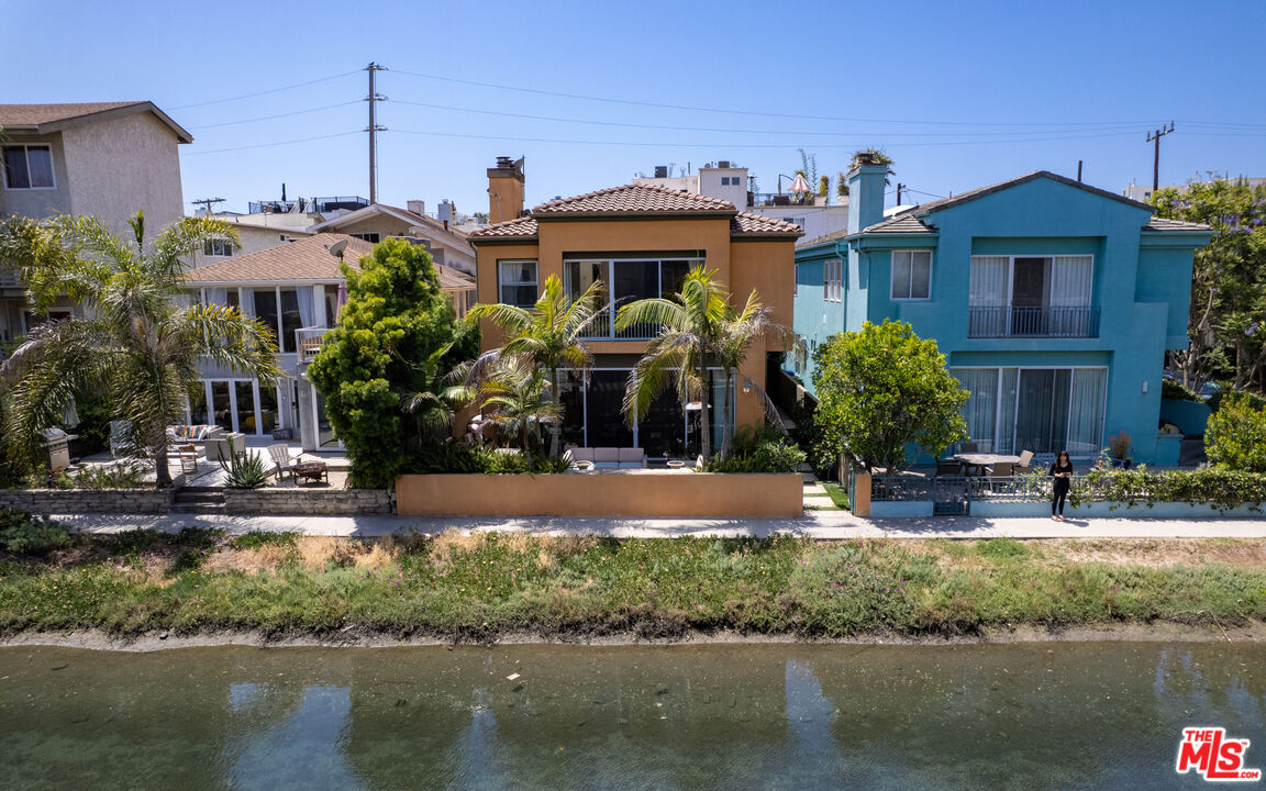 3705 Esplanade Marina del Rey, CA 90292 - Photo 34 of 41