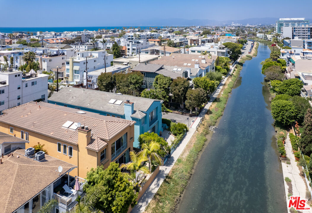 3705 Esplanade Marina del Rey, CA 90292 - Photo 37 of 41