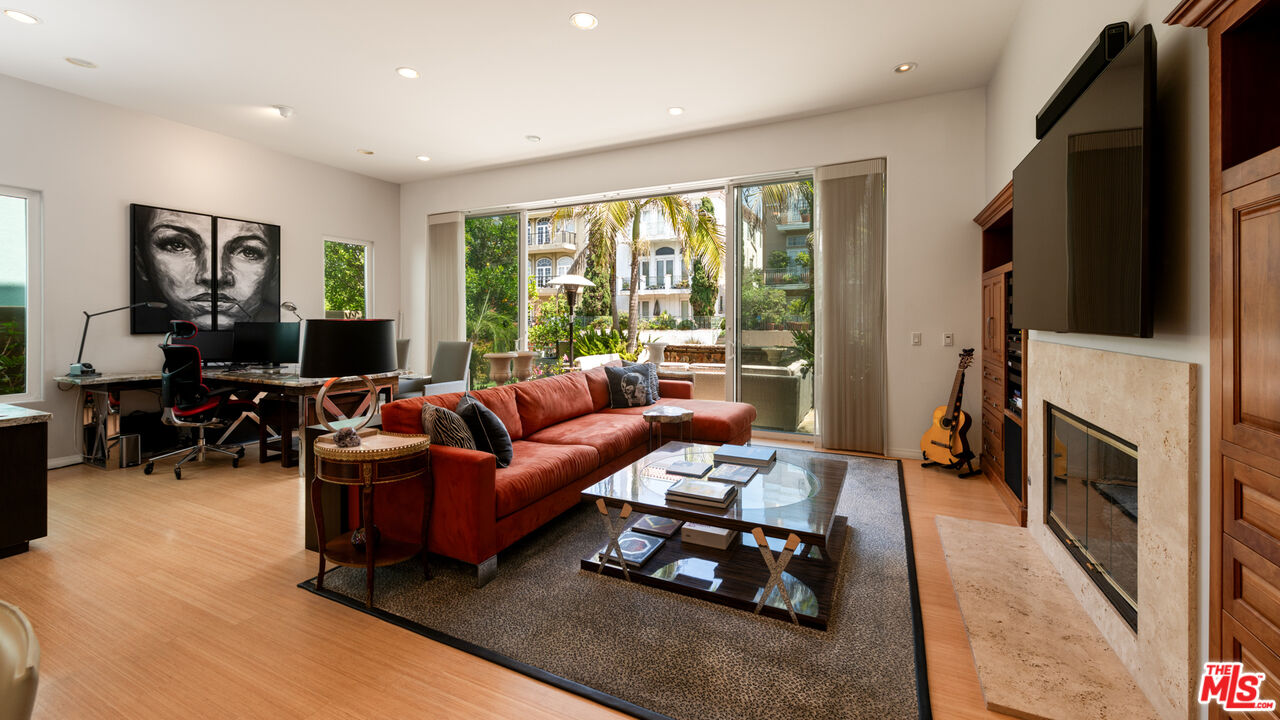3705 Esplanade Marina del Rey, CA 90292 - Photo 4 of 41