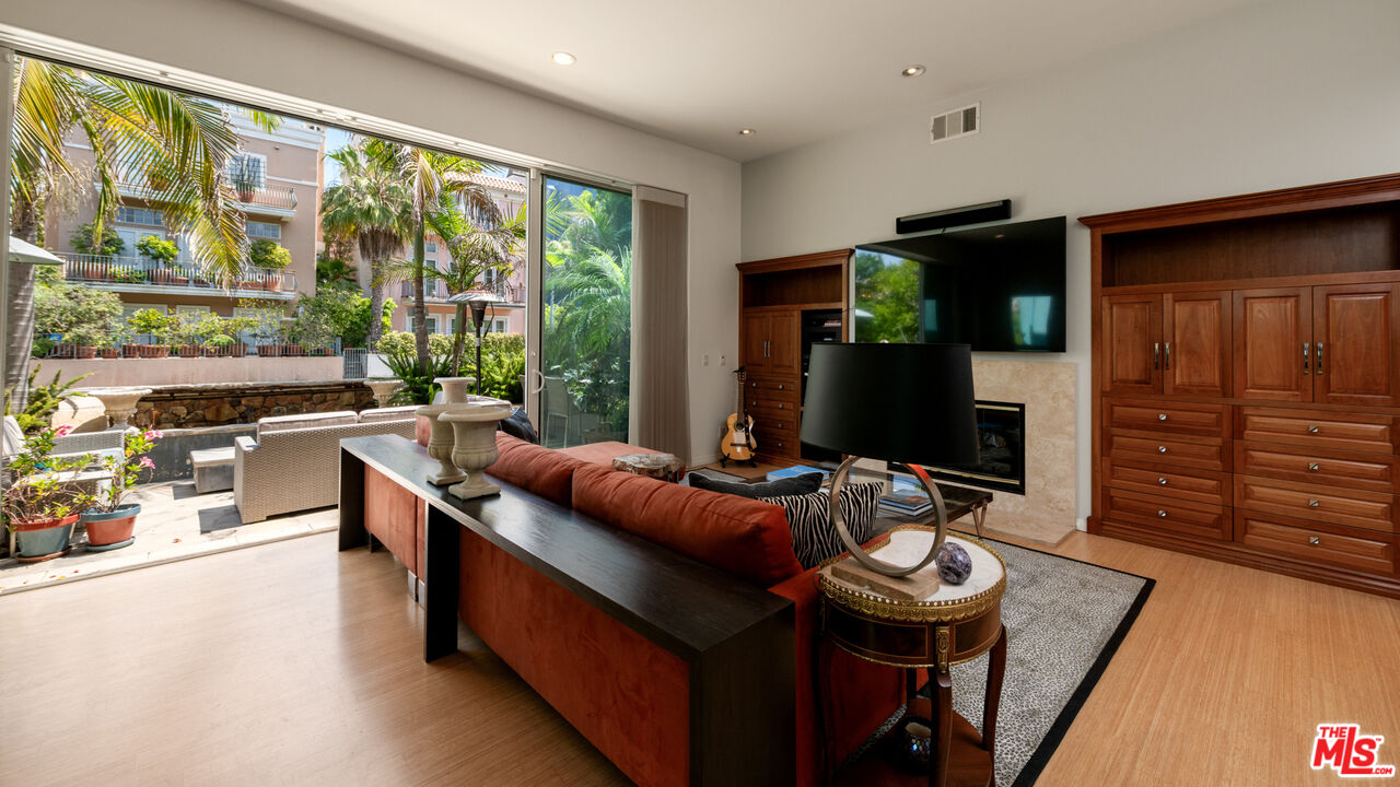 3705 Esplanade Marina del Rey, CA 90292 - Photo 5 of 41