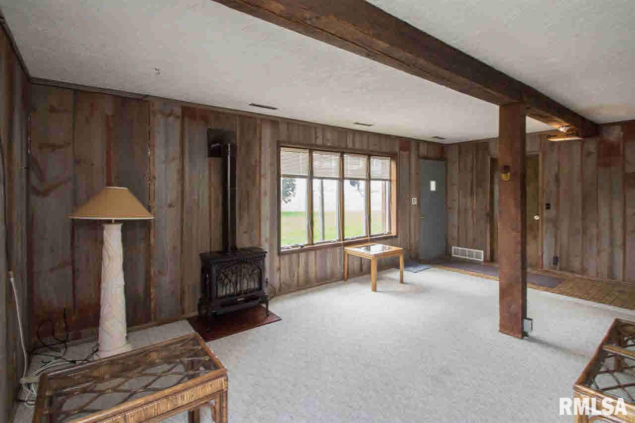 6389 Thome Road Erie, IL 61250 - Photo 3 of 24
