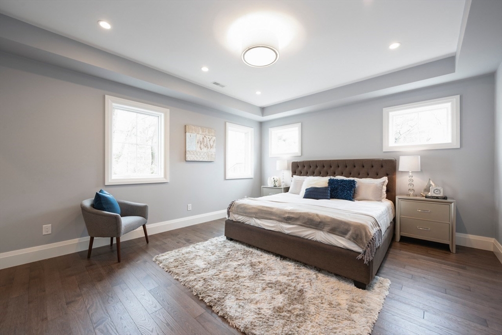 962 Walnut Street, Unit 962 Newton, MA 02459 - Photo 7 of 11