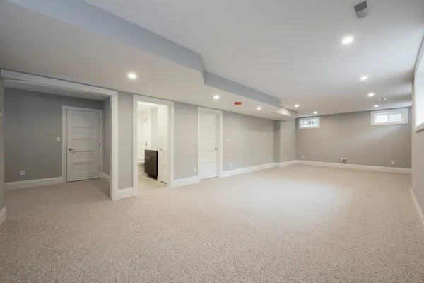 $8,750 | 962 Walnut Street, Unit 962, Newton, MA 02459