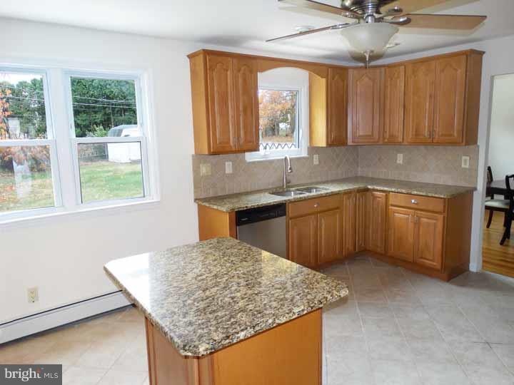 516 Valmore Road Fairless Hills, PA 19030 - Photo 3 of 25 Kitchen