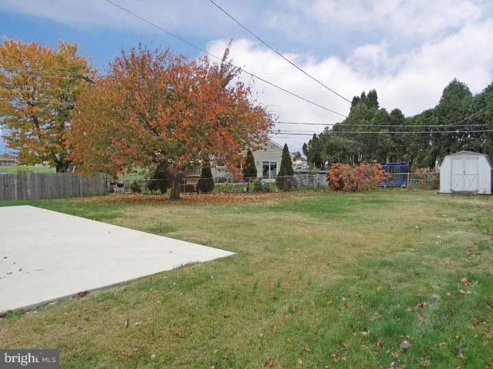 516 Valmore Road Fairless Hills, PA 19030 - Photo 21 of 25 Exterior Back