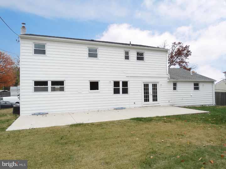 516 Valmore Road Fairless Hills, PA 19030 - Photo 23 of 25 Exterior Back