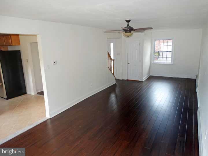 516 Valmore Road Fairless Hills, PA 19030 - Photo 8 of 25 Family Room
