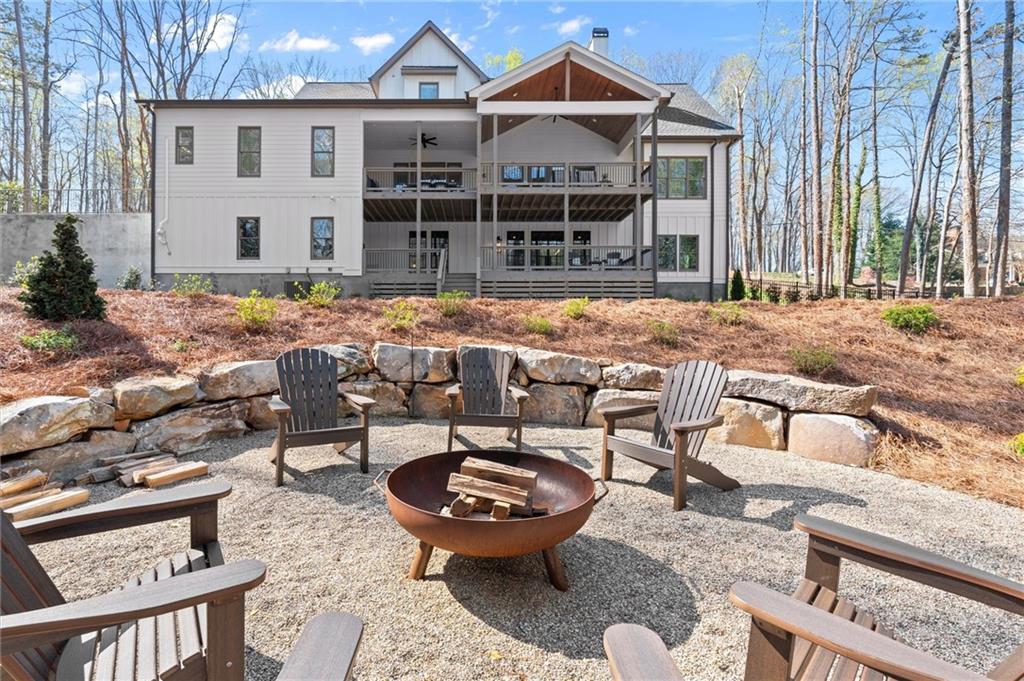 660 Colston Road Marietta, GA 30064 - Photo 2 of 91