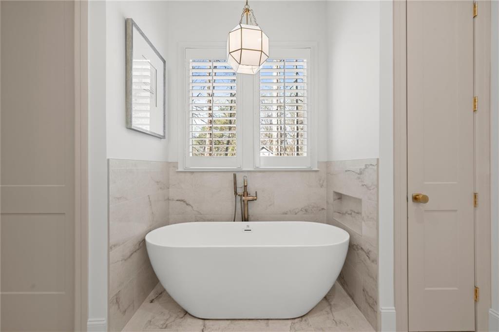 660 Colston Road Marietta, GA 30064 - Photo 35 of 91