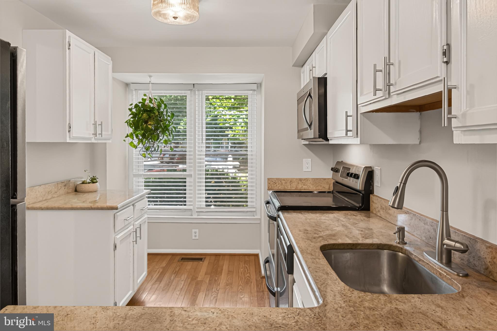 1769 Whisperhill Drive Reston, VA 20194 - Photo 18 of 58