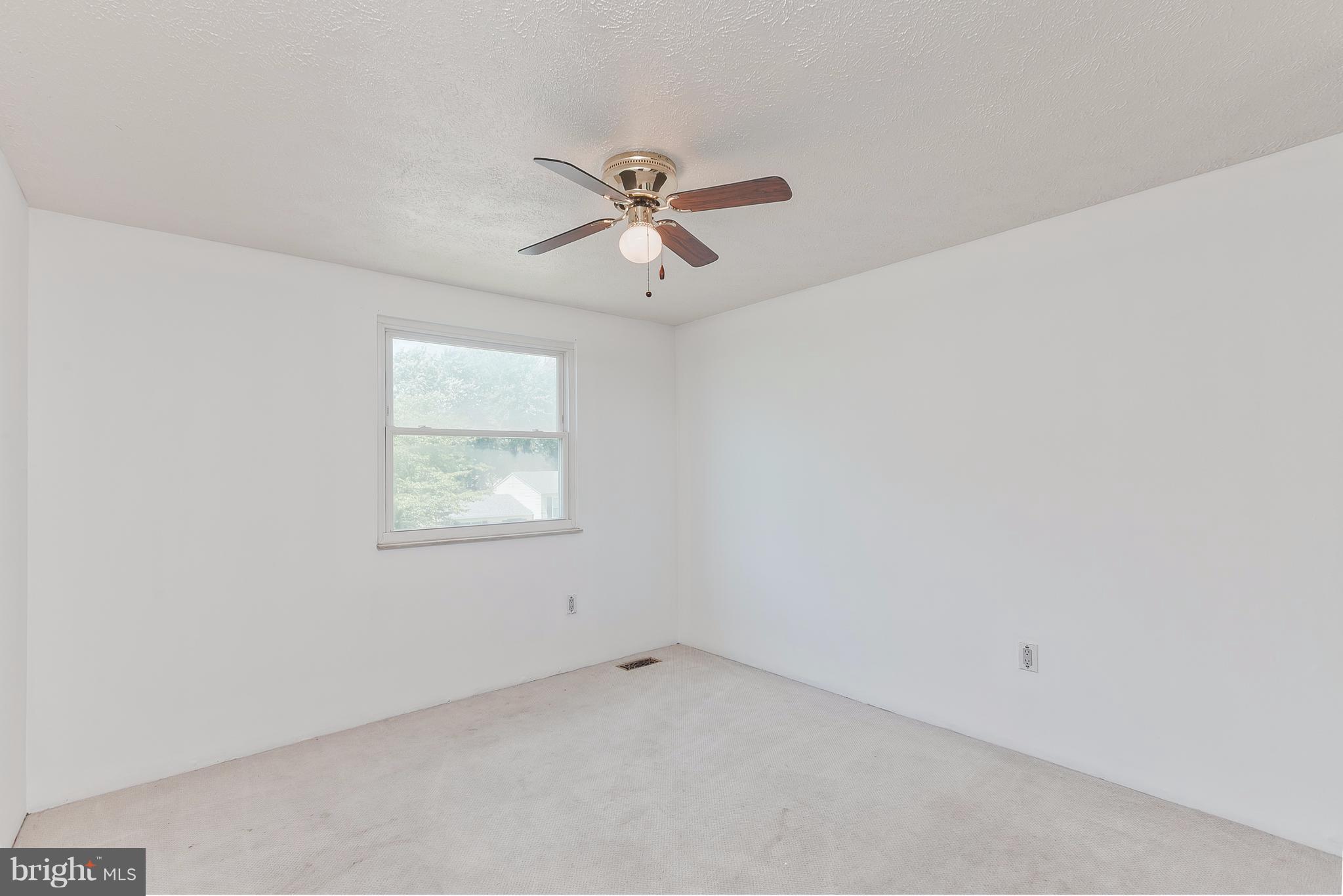 1569 Andover Lane Frederick, MD 21702 - Photo 14 of 28 Bedroom