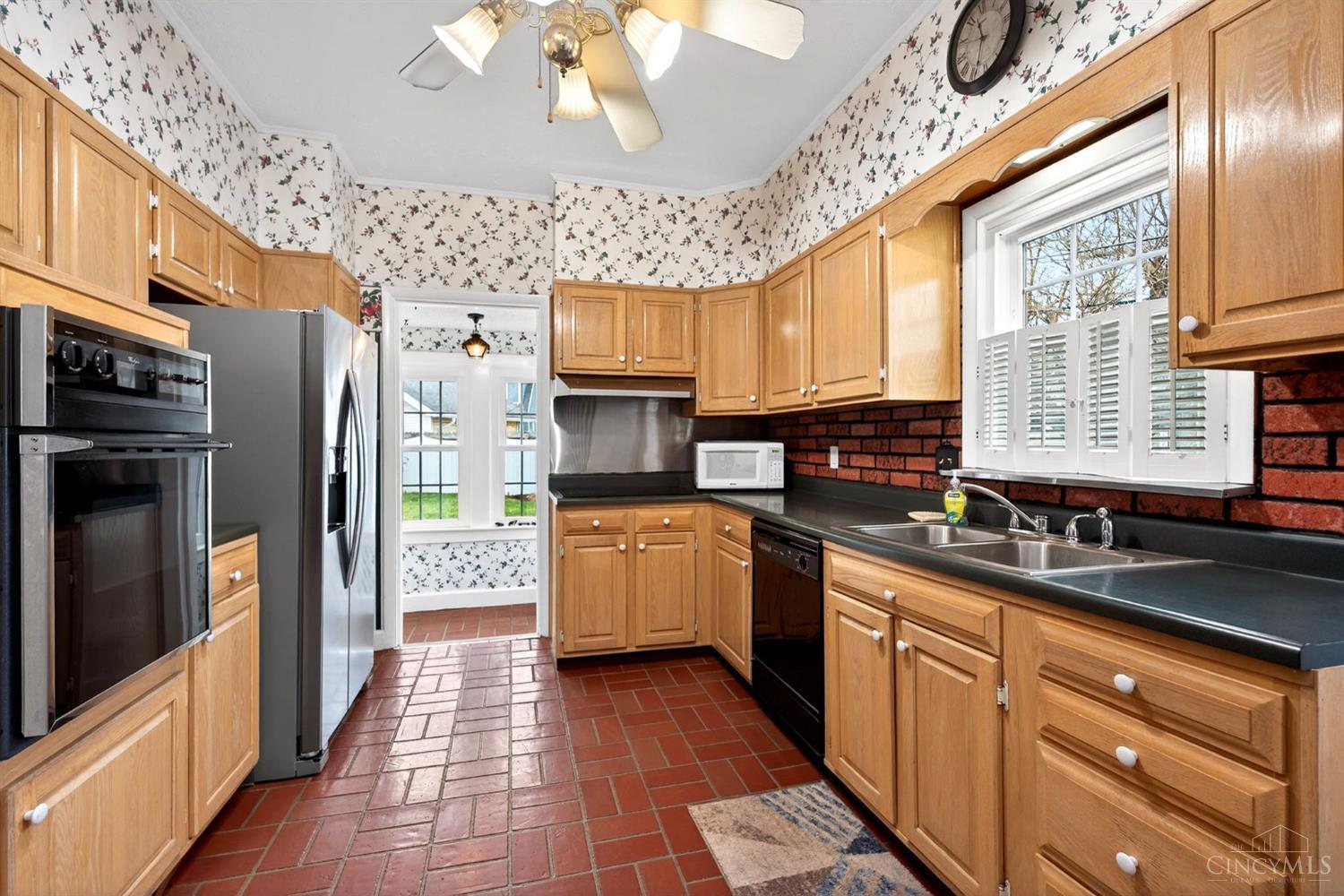 2803 Milton Road Middletown, OH 45042 - Photo 15 of 33 Gallery Image 15