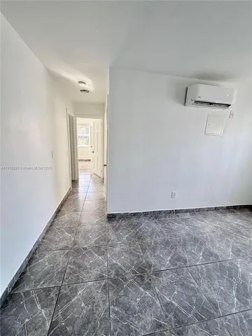 $2,400 | 11 Sidonia Avenue, Unit 4, Coral Gables, FL 33134