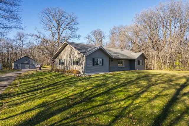$444,000 | 16290 Co Highway 15, Audubon, MN 56511