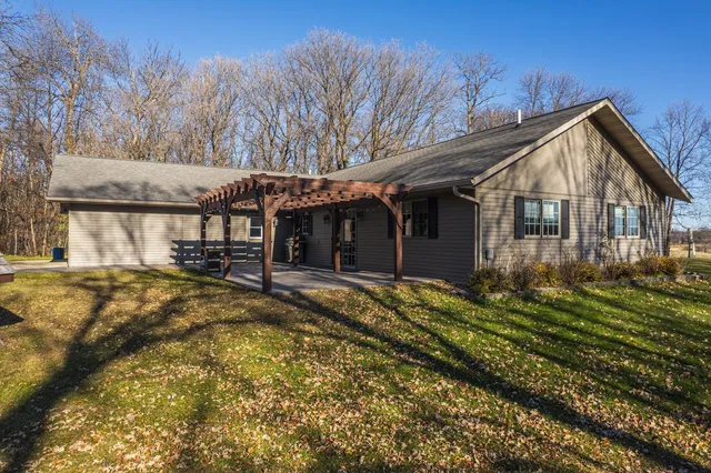 $444,000 | 16290 Co Highway 15, Audubon, MN 56511