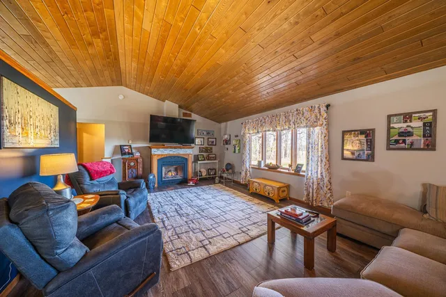 $444,000 | 16290 Co Highway 15, Audubon, MN 56511