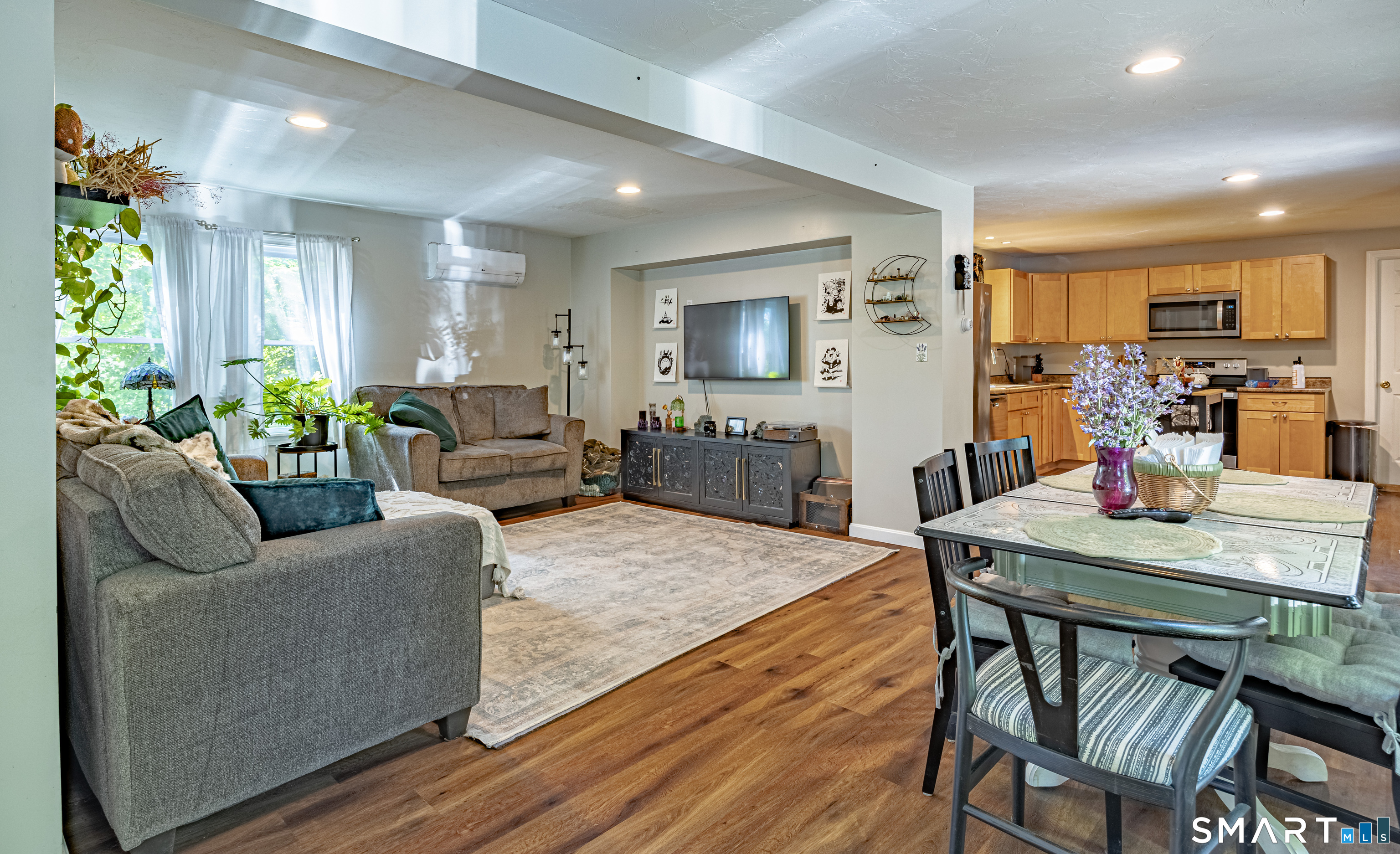 1414 Hartford Pike Killingly, CT 06243 - Photo 13 of 20