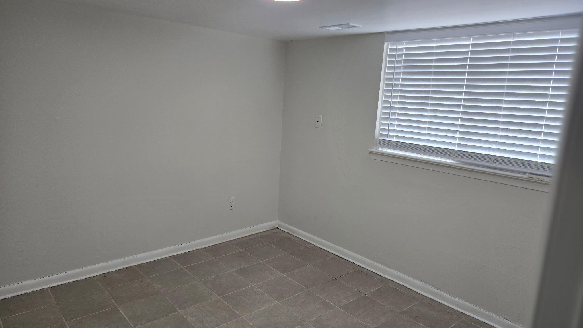 7209 Stonebrook Road West Bloomfield, MI 48322 - Photo 12 of 23 IMG_20250416_203621 (9)