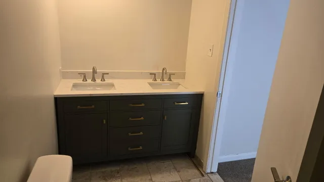 $399,995 | 7209 Stonebrook Road, West Bloomfield, MI 48322