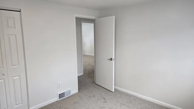 $399,995 | 7209 Stonebrook Road, West Bloomfield, MI 48322