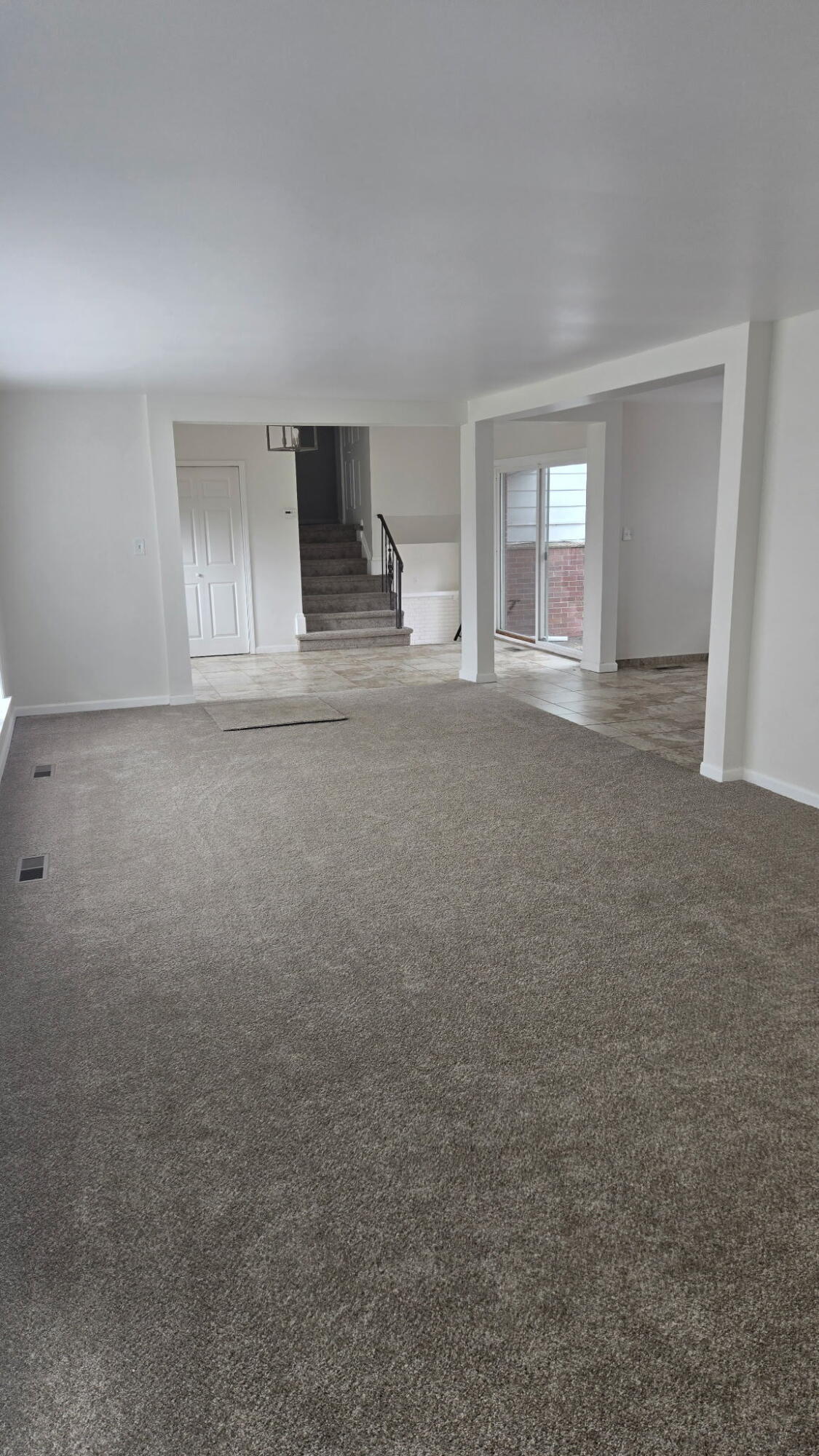 7209 Stonebrook Road West Bloomfield, MI 48322 - Photo 4 of 23 IMG_20250416_203621