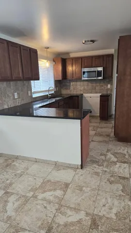 $399,995 | 7209 Stonebrook Road, West Bloomfield, MI 48322