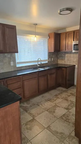 $399,995 | 7209 Stonebrook Road, West Bloomfield, MI 48322