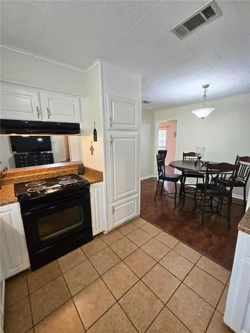 $229,900 | 210 Fendler Parkway, Pineville, LA 71360