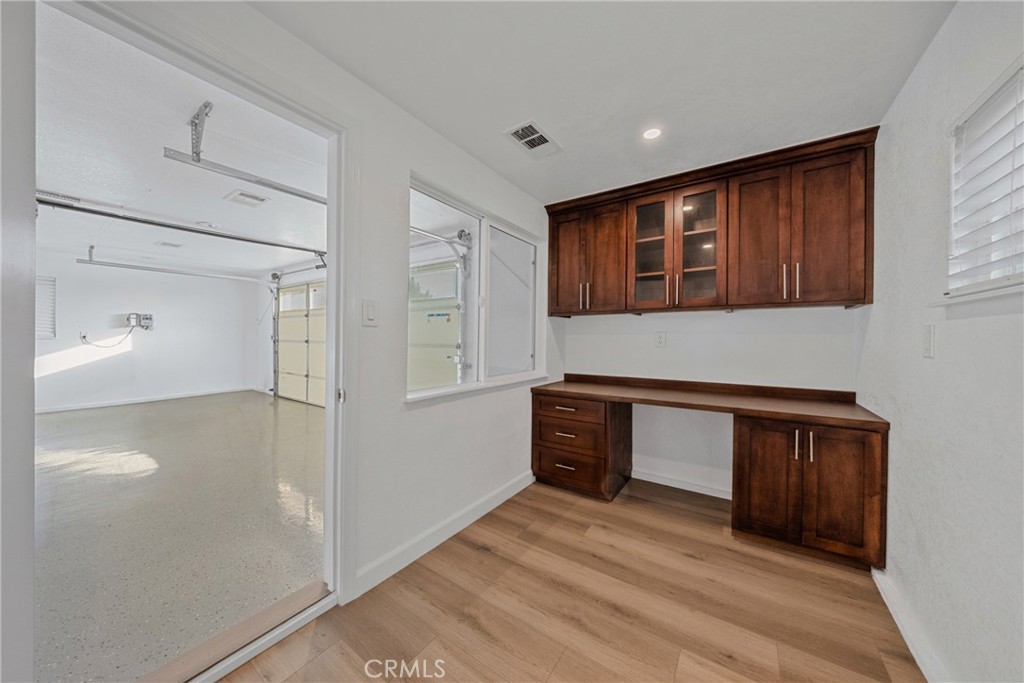 12646 10th Street Yucaipa, CA 92399 - Photo 39 of 72 Office