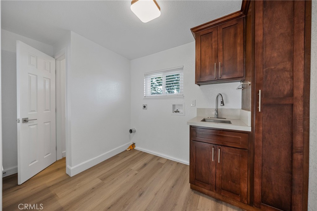 12646 10th Street Yucaipa, CA 92399 - Photo 40 of 72 Laundry Room