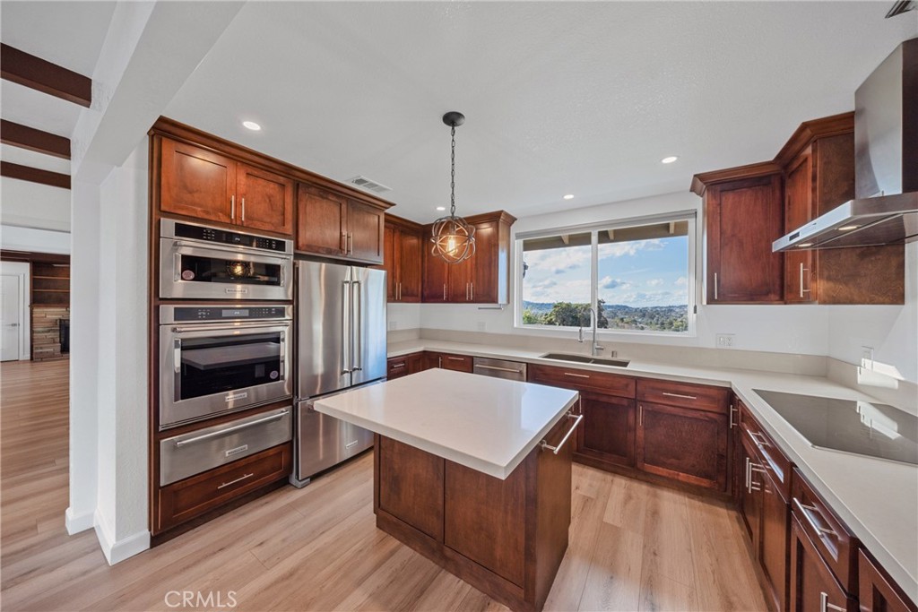 12646 10th Street Yucaipa, CA 92399 - Photo 5 of 72 Kitchen