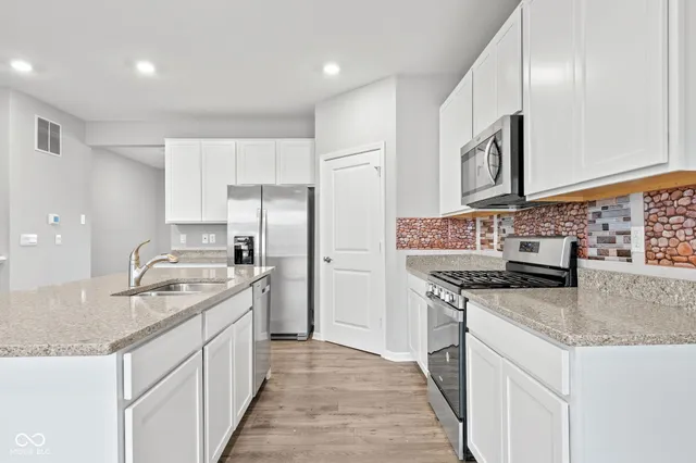 $355,000 | 7108 Parkstay Court, Camby, IN 46113