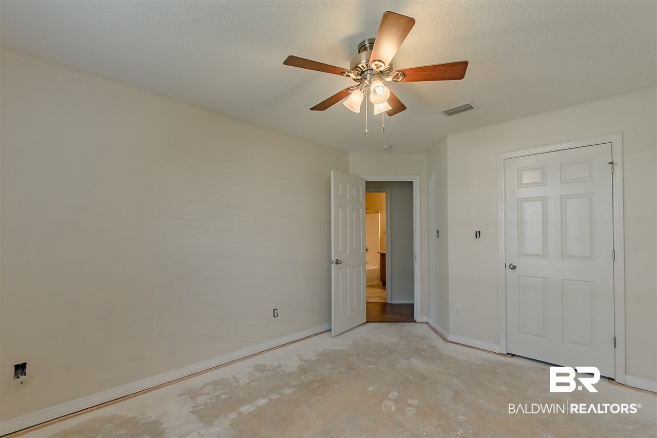 322 Manchester Lane Foley, AL 36535 - Photo 34 of 45
