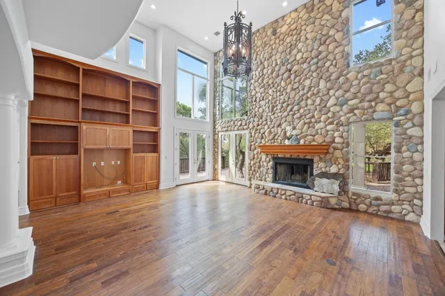 an aerial view of multiple house