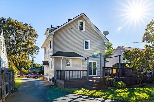 $259,000 | 10 Chimayo Road, Irondequoit, NY 14617