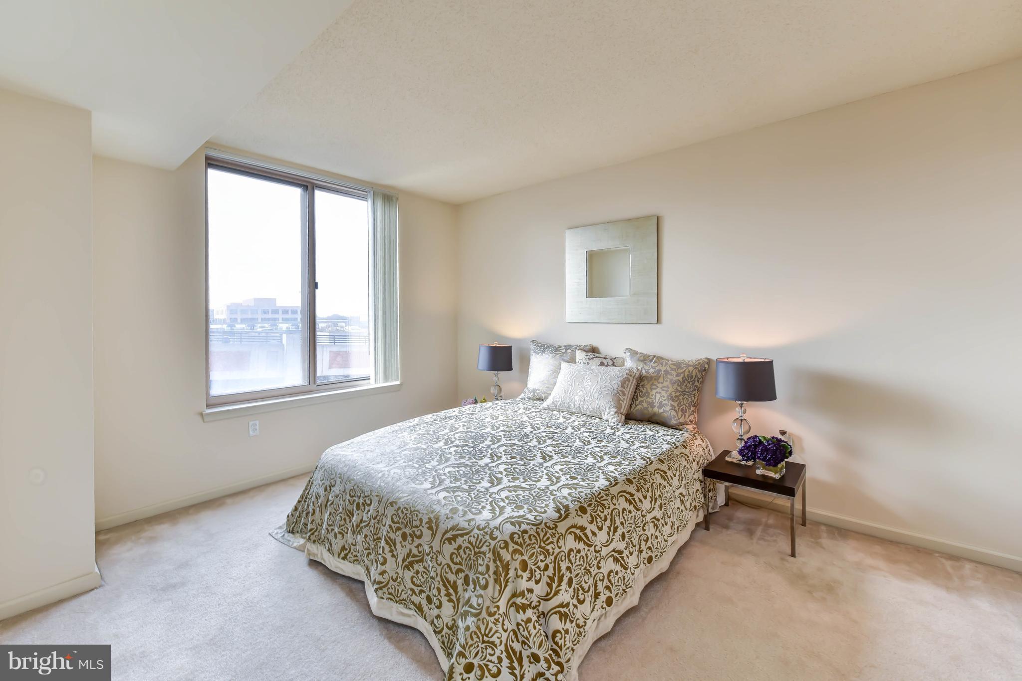 2726 Gallows Road, Unit 617 Vienna, VA 22180 - Photo 16 of 30 Bedroom