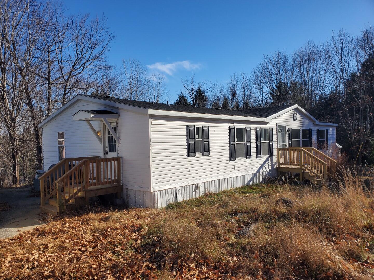 123 Mountain View Road Oxford, ME 04270 - Photo 3 of 35 20241115_103110