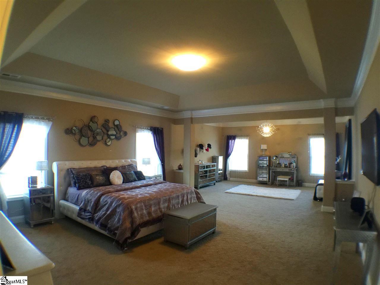 6 Sheldrake Place Simpsonville, SC 29681 - Photo 12 of 36 Gallery Image 12