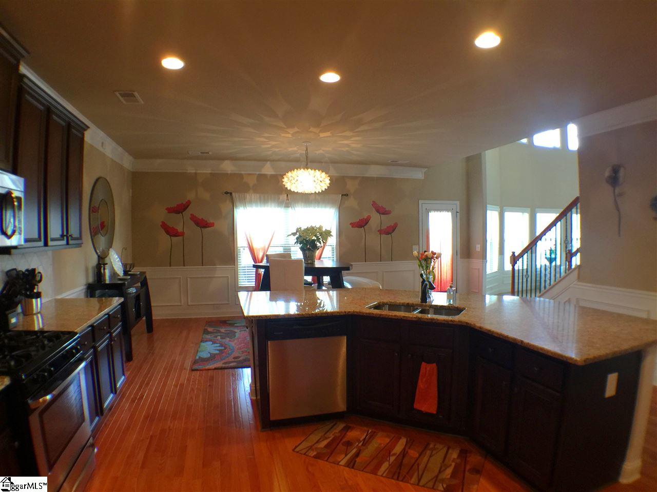 6 Sheldrake Place Simpsonville, SC 29681 - Photo 9 of 36 Gallery Image 9
