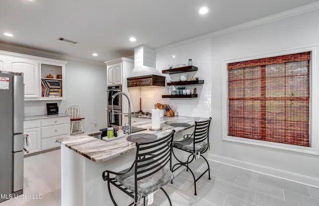 $335,000 | 708 Oak Trail, Canton, MS 39046