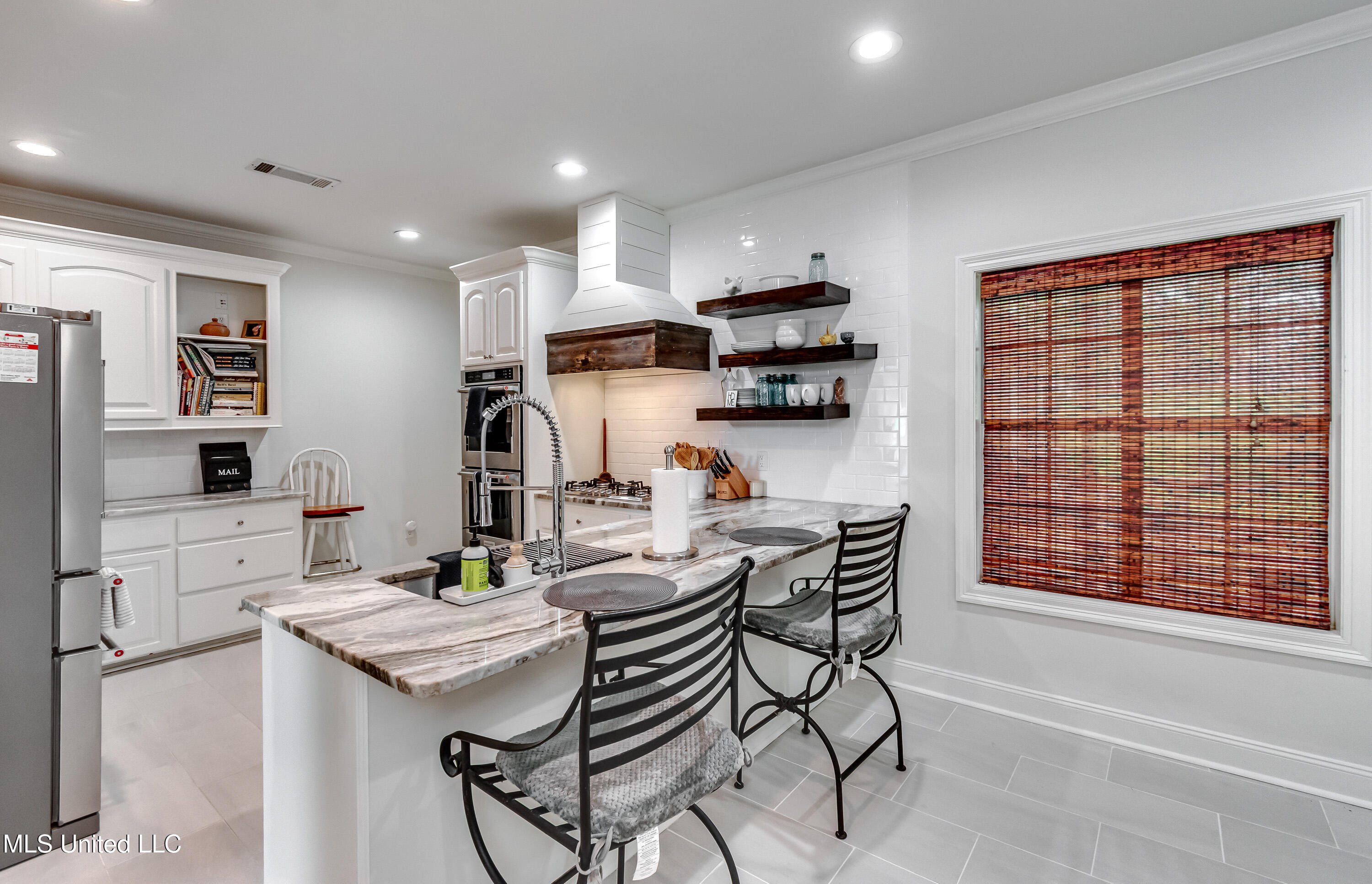 708 Oak Trail Canton, MS 39046 - Photo 11 of 60 708 Oak Trail -21