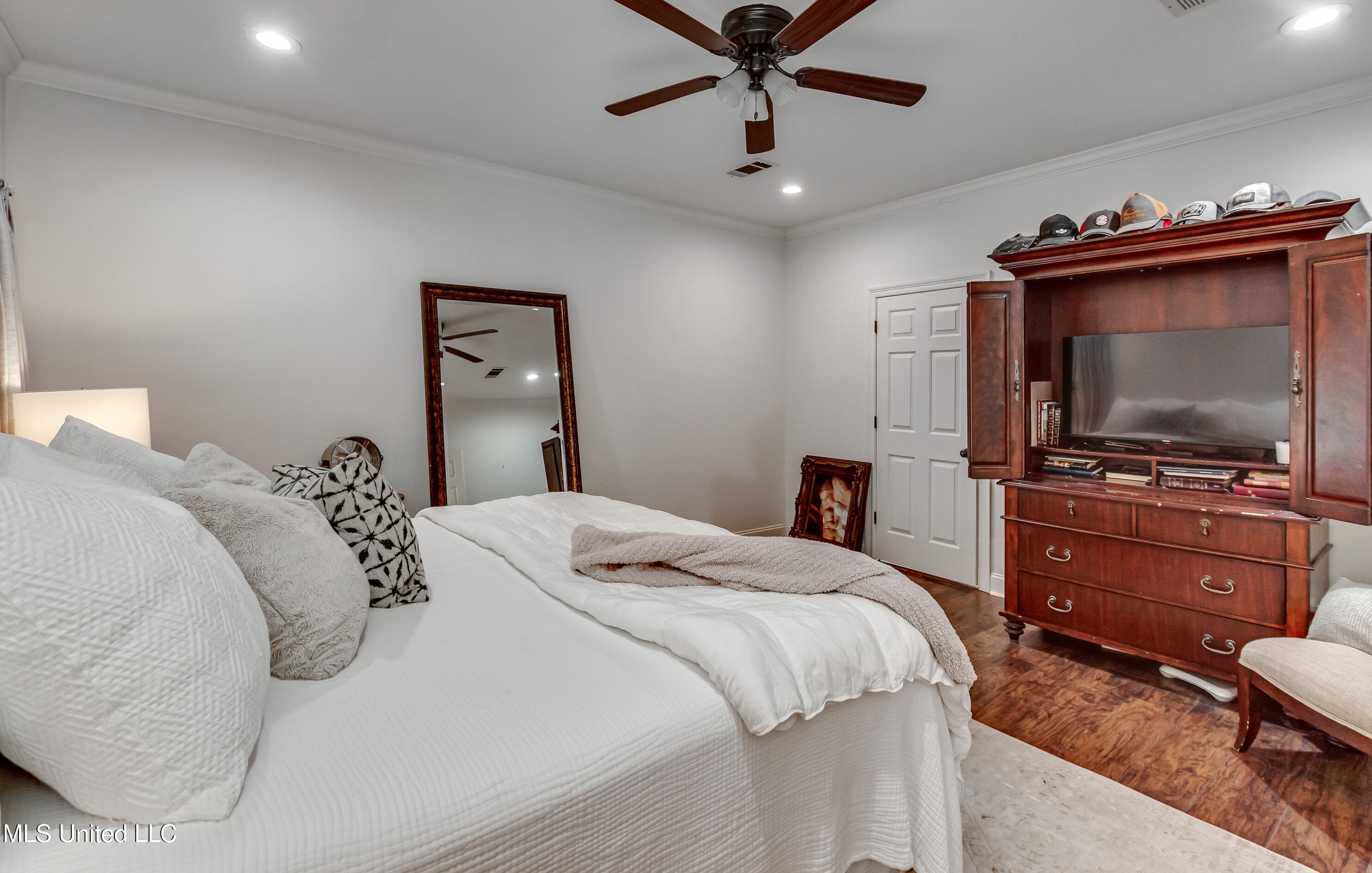 708 Oak Trail Canton, MS 39046 - Photo 19 of 60 708 Oak Trail -9