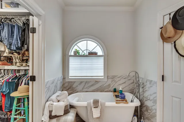 $335,000 | 708 Oak Trail, Canton, MS 39046