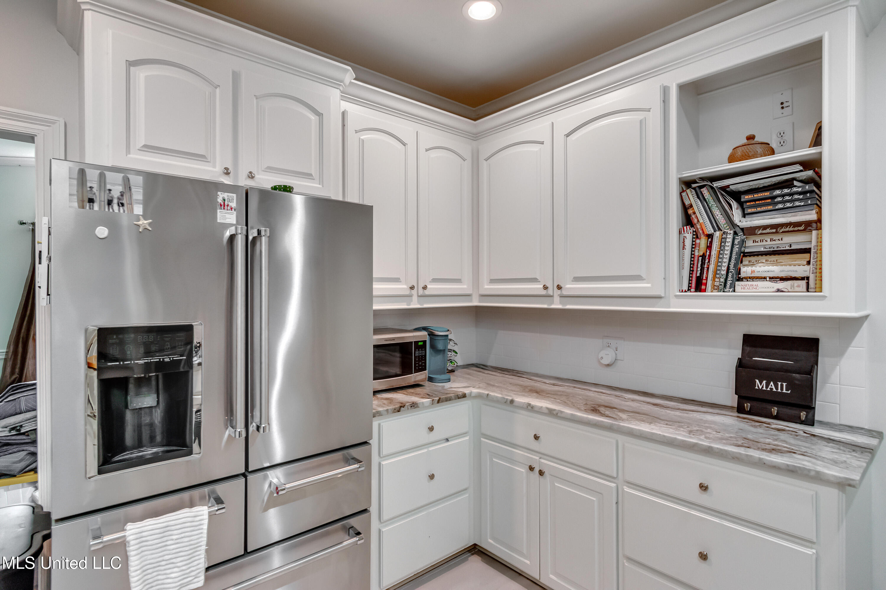 708 Oak Trail Canton, MS 39046 - Photo 8 of 60 708 Oak Trail -18