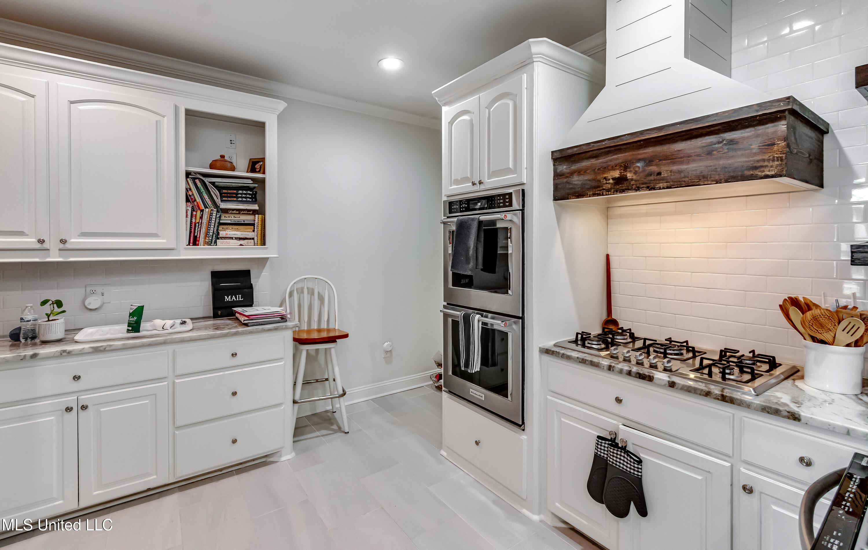 708 Oak Trail Canton, MS 39046 - Photo 10 of 60 708 Oak Trail -20