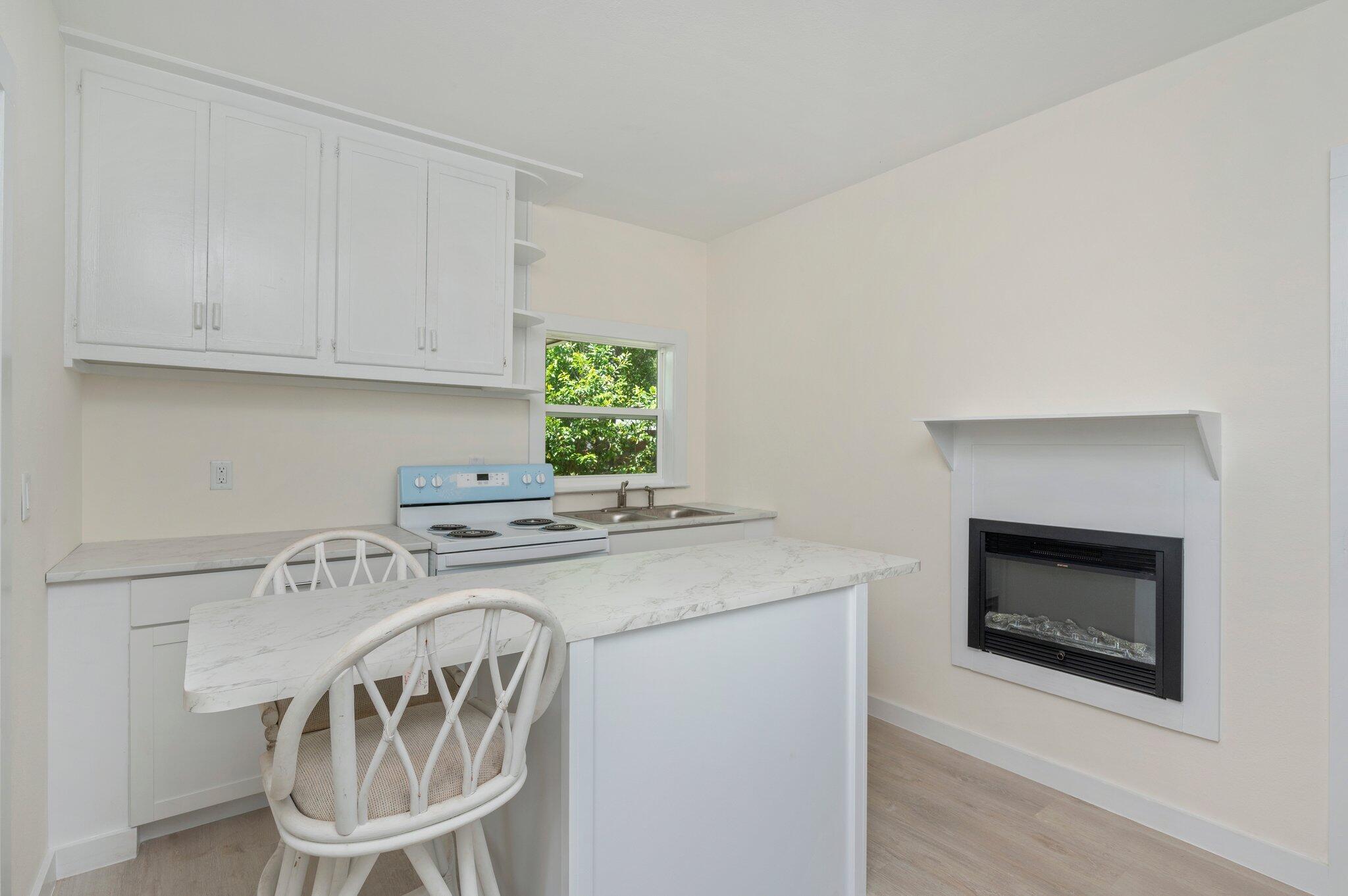 76 Clay Street DeFuniak Springs, FL 32435 - Photo 9 of 27 9-web-or-mls-76 Clay St-05