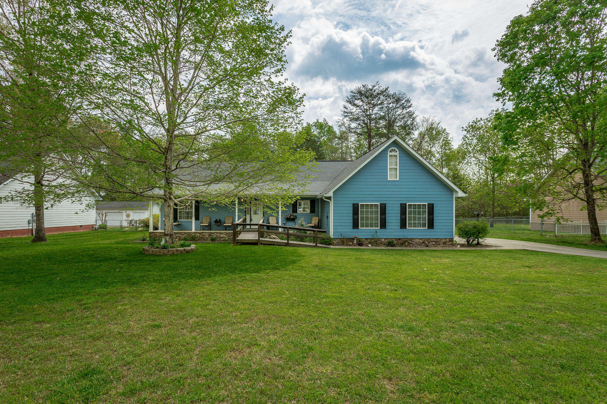 154 Maple Street Dunlap, TN 37327 - Photo 3 of 36 154 Maple Street-2