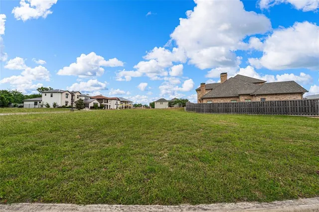$1,500,000 | Package Deal - The Package Deal - The Enclave Court, Waco, TX 76708