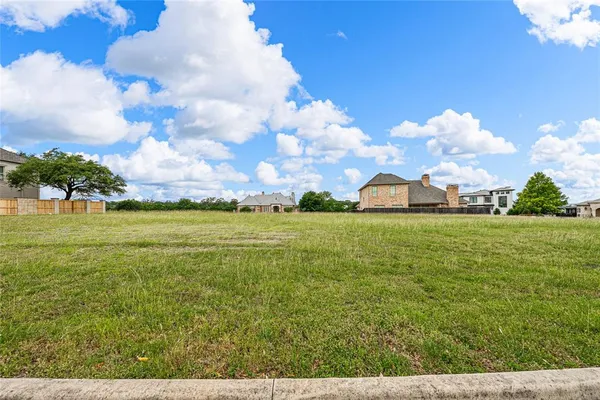 $1,500,000 | Package Deal - The Package Deal - The Enclave Court, Waco, TX 76708