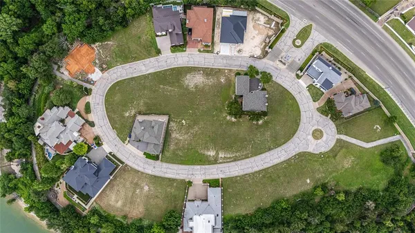 $1,500,000 | Package Deal - The Package Deal - The Enclave Court, Waco, TX 76708